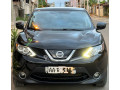 nissan-qashqai-2018-small-0