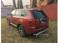 mitsubishi-outlander-2016-small-2