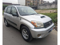 toyota-rav4-2002-small-0