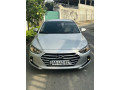 hyundai-elantra-2018-small-0