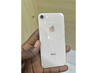 IPhone 8 simple - 64Gb