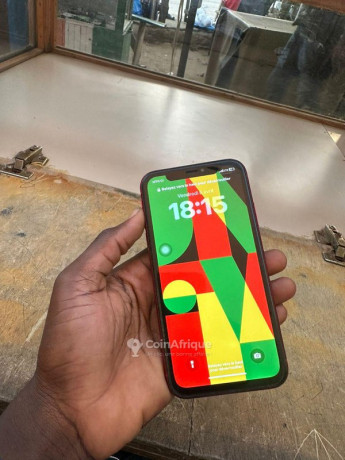iphone-xr-64gb-big-1