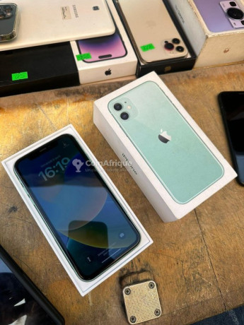 iphone-11-big-0