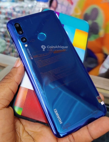 huawei-p-smart-plus-128go-big-3