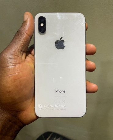 iphone-x-64gb-big-0
