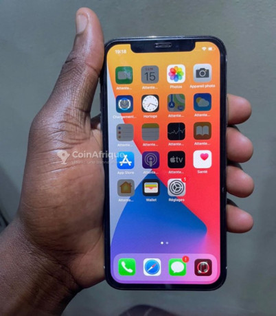 iphone-x-64gb-big-1