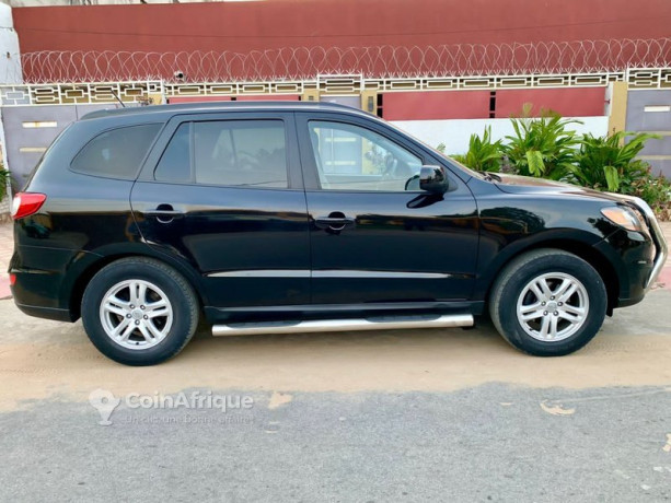 hyundai-santa-fe-2011-big-2