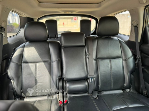 nissan-pathfinder-2018-big-2
