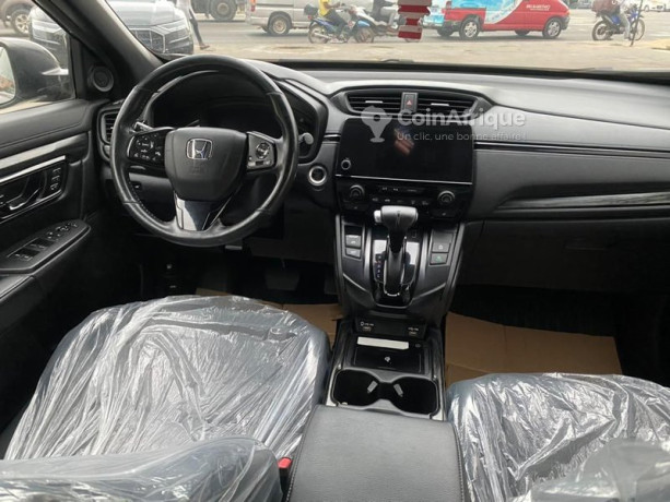 honda-crv5-black-awd-2022-big-3