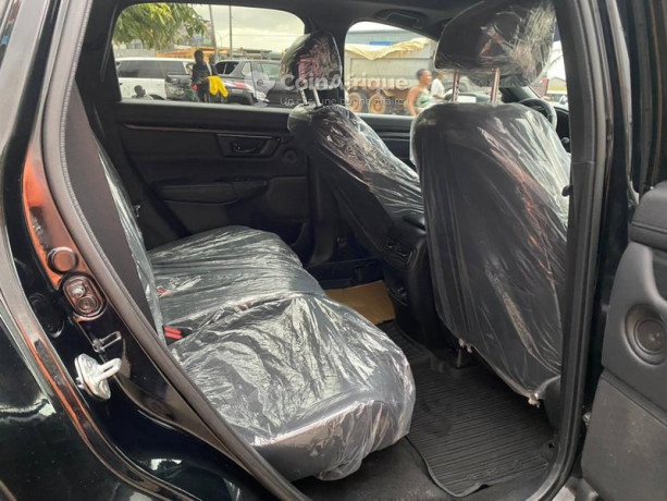 honda-crv5-black-awd-2022-big-4