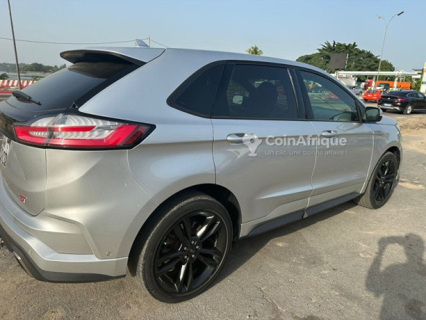 ford-edge-2019-big-2