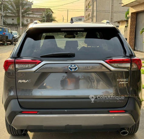 toyota-rav4-hybride-awd-2021-big-2