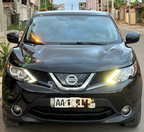 nissan-qashqai-2018-big-0