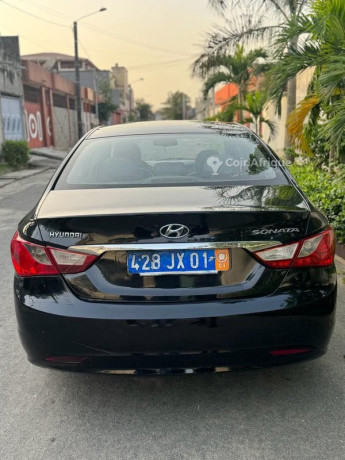 hyundai-sonata-2012-big-1