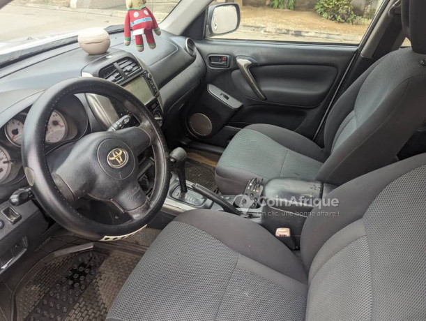 toyota-rav4-2002-big-3