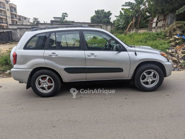 toyota-rav4-2002-big-4