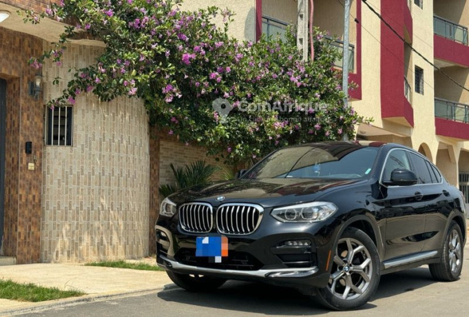 bmw-x4-2021-big-0