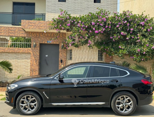 bmw-x4-2021-big-4