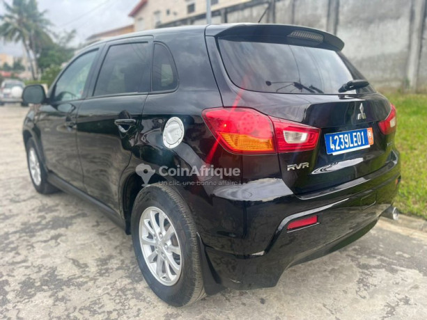 mitsubishi-rvr-2012-big-1