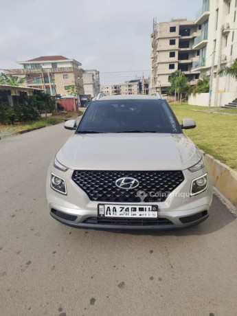 hyundai-venue-2022-big-0