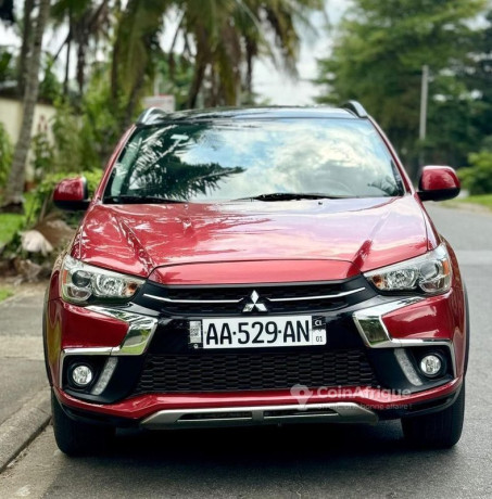 mitsubishi-rvr-2018-big-0