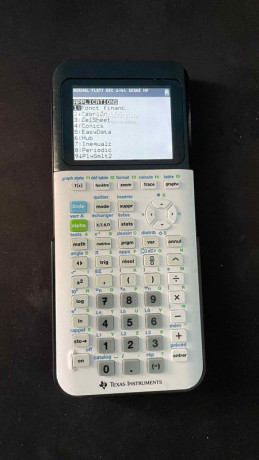 calculatrice-ti-83-big-0