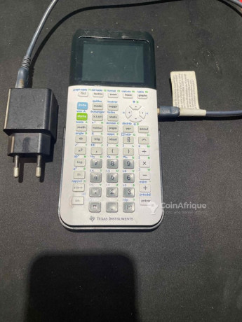 calculatrice-ti-83-big-1