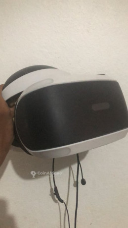 casque-de-realite-virtuelle-big-0