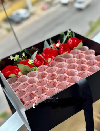 confection-de-bouquet-et-box-dargent-big-0