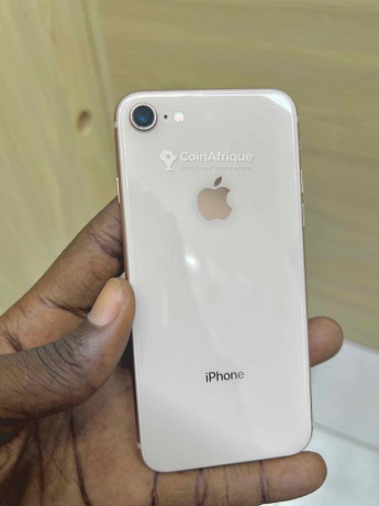 iphone-8-simple-64gb-big-0