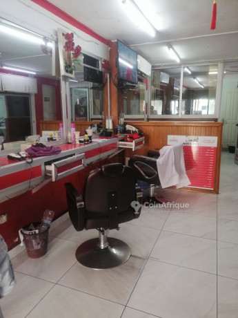 offre-demploi-coiffeur-big-0