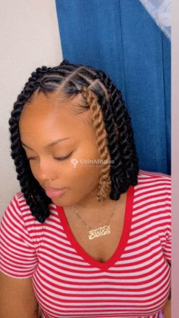 offre-demploi-coiffeuse-big-0