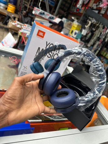 casque-bluetooth-jbl-live460nc-big-1