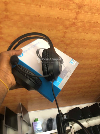 casque-micro-conference-big-0
