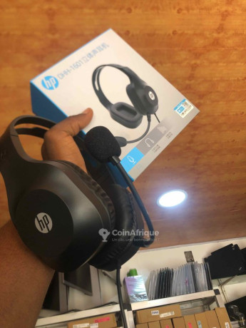 casque-micro-conference-big-1