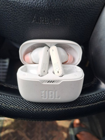 jbl-tune-230-big-0